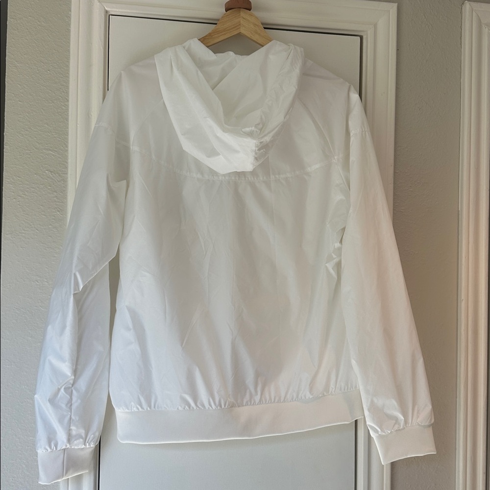 White Nike Windbreaker - Picture 4 of 5